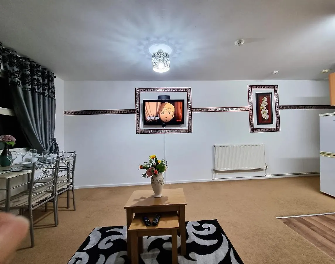 *F1*5Gh* Setup For Your Most Relaxed & Amazing Stay + Free Parking + Free Fast Wifi * Leeds 0*,  Egyesült Királyság